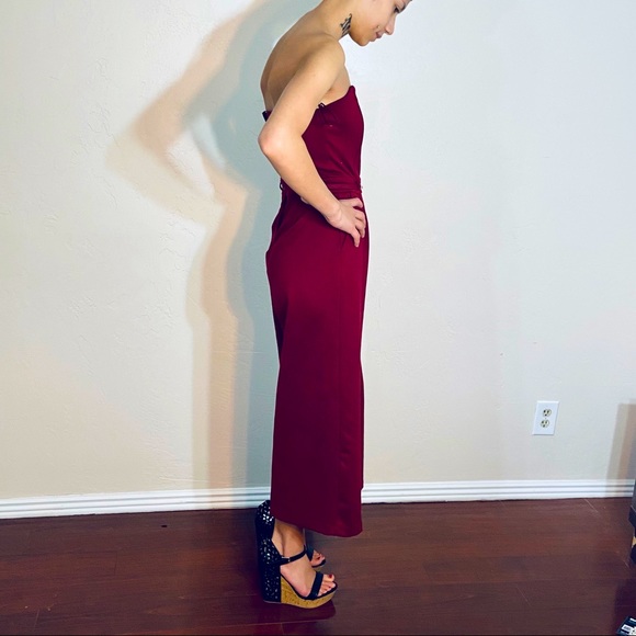 Have burgundy sweetheart neckline romper sz M - Picture 2 of 13
